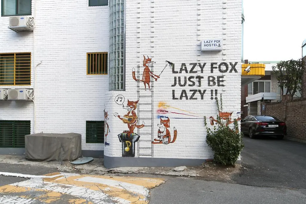 Hongdae Lazy Fox Hostel In Soul