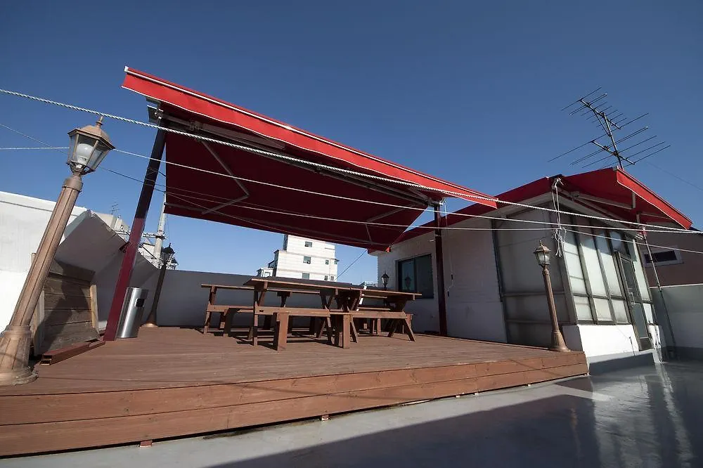 Hongdae Lazy Fox Hostel In Seoul