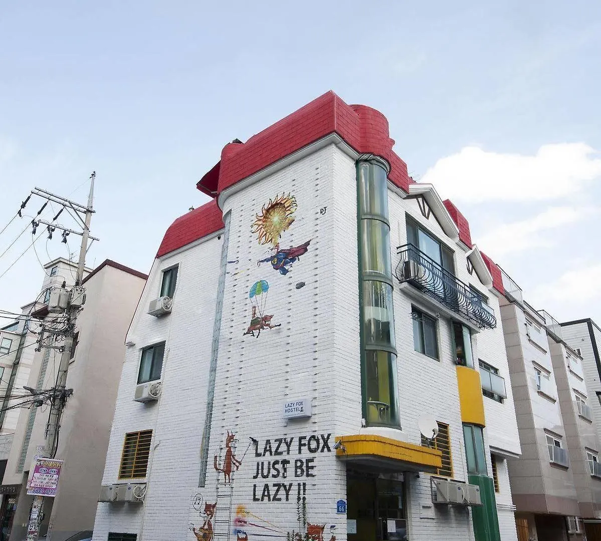 Hongdae Lazy Fox Hostel In Seoul